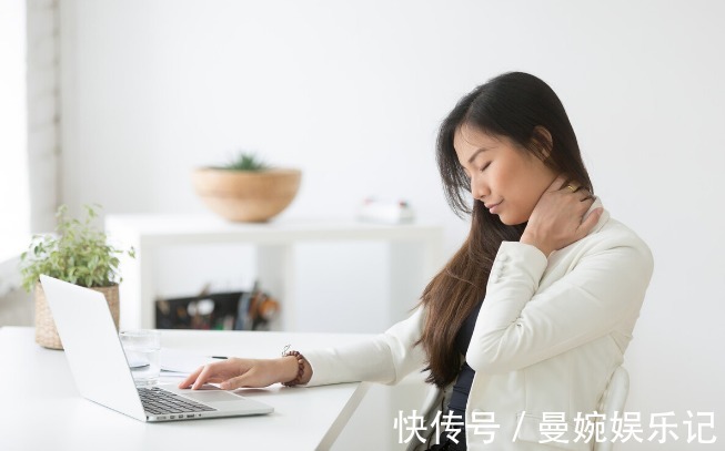 中老年人|久坐1小时=抽烟2根=减寿22分钟!坐多久算久坐?一文详解