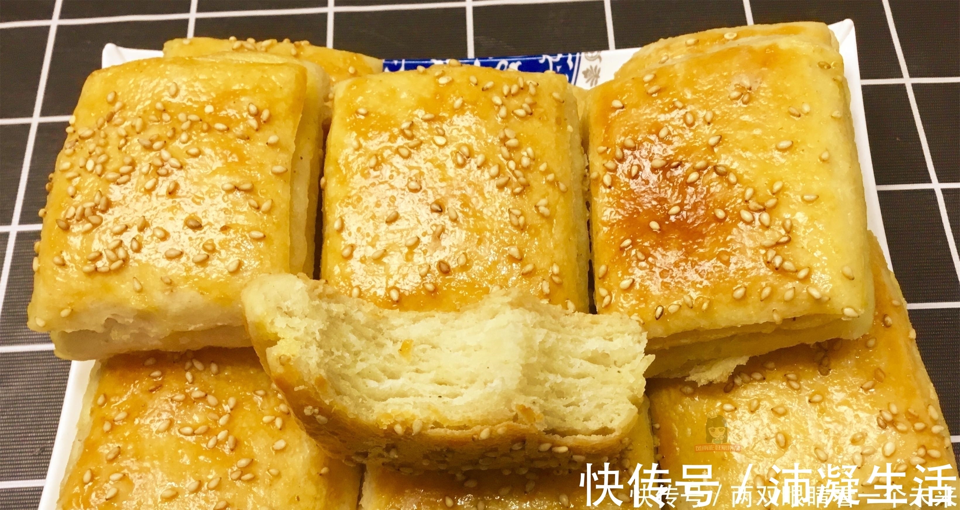 想吃千层烤饼一定收藏,教你简单做法,酥脆又起层,全家人都爱吃