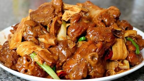 鹅肉|鹅肉、鸡肉和鸭肉哪个营养更高?哪些人不宜吃鹅肉?看完心中有数