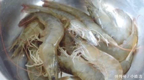 海鲜|趁着鲜虾便宜,多买一些保存起来,教你1招,存放半年都很新鲜