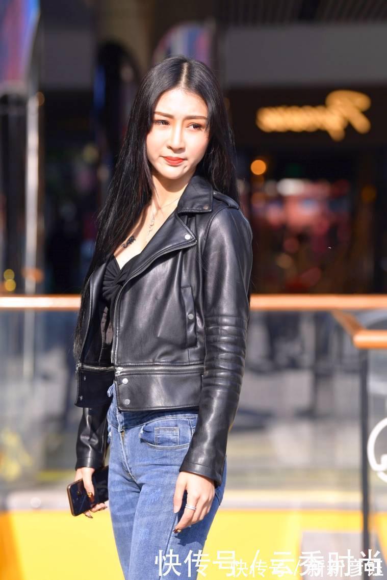 外观 这样的时尚小姐姐，内搭一件V领上衣，让自己成为最美的景色