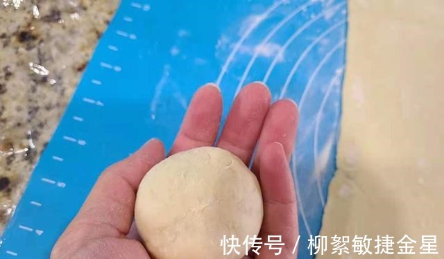 炼乳|用千层饼皮做酥皮月饼这个可以！奶黄芝士芋泥等3种口味任你选！