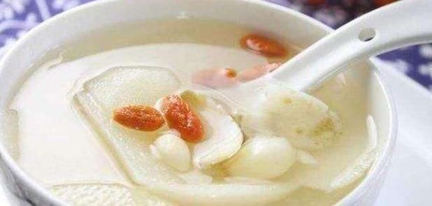 百合|天冷咳嗽,将2种常见的食物一起熬,就是“天然止咳剂”