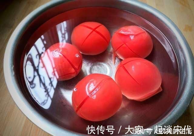 大肉馅|夏天，用它包饺子真好吃，2元一斤，又嫩又鲜，比肉饺子都好吃