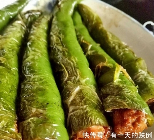 家常菜|青椒酿肉是一道家常菜特色美食,你会吗?这么下饭的一道菜