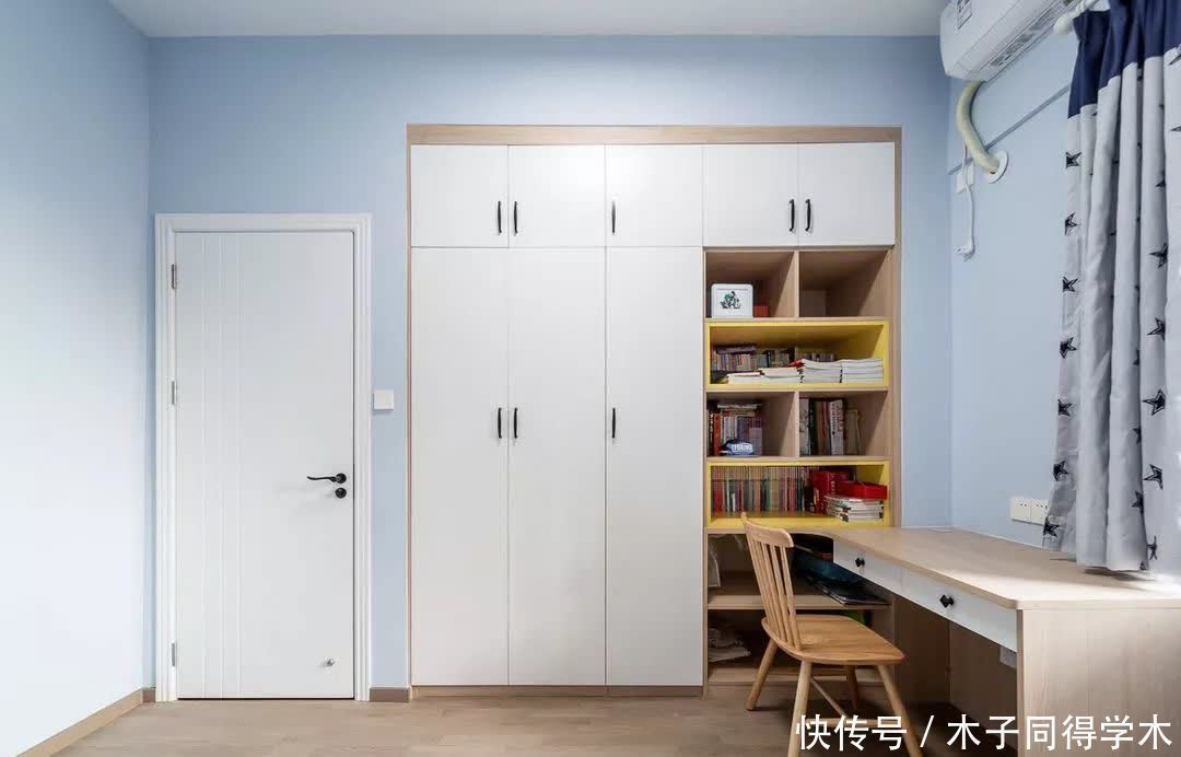 厨房|116㎡三房变四房,厨房+餐厅仅占14㎡,卡座与电视柜连一起