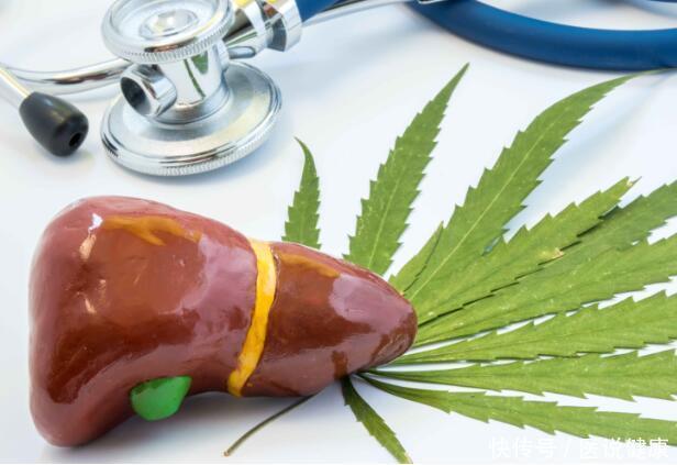 身体出现4个变化,或是肝病来报到了,需留心观察