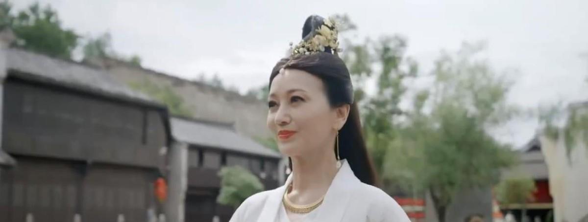 巨星|67岁赵雅芝诠释何为巨星!她一出场所有人都黯淡,黄子韬也变乖巧