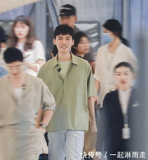 丁真|丁真帶《中餐廳》收入回家鄉(xiāng),發(fā)文感謝嘉賓的照顧,只字未提龔俊