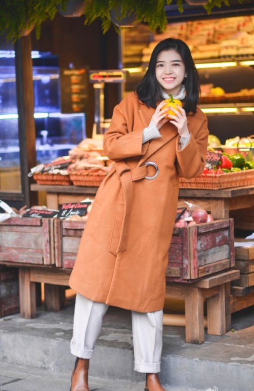 三木 论大衣穿搭我只服三木，这些搭配简洁利落又高级，优雅大气