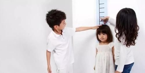 游乐场|女孩8岁身高1.08m,算矮吗?算,医生建议这三个方面的养育要重视