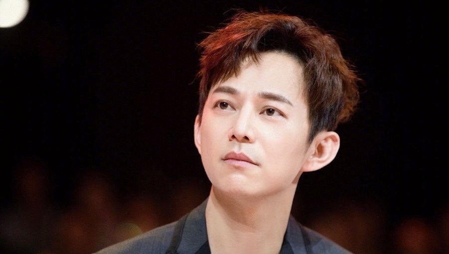 快本主持人大變動(dòng),再敬業(yè)何炅也難以挽回失去民心