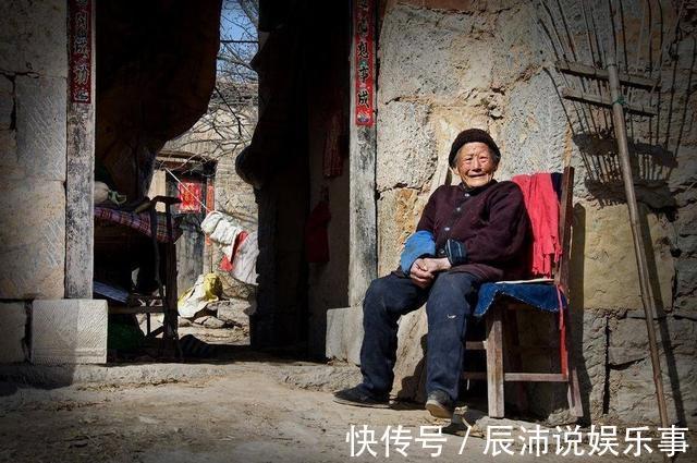 老母亲|哪种老人最让子女心寒?有3种类型的老人,一个比一个伤透人心