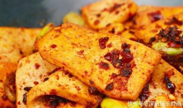  豆腐这样做，香辣好吃又下饭，不爱不行！