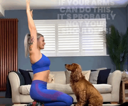 动作|瑜伽轮式推不起来,与身体这个部位有关,90%的人都不知道