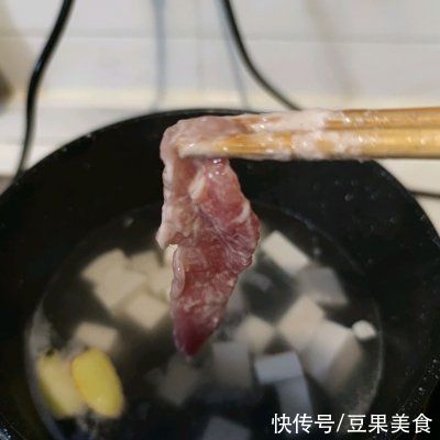 肉片|一人食——豆腐肉片汤这样做,才好吃哦