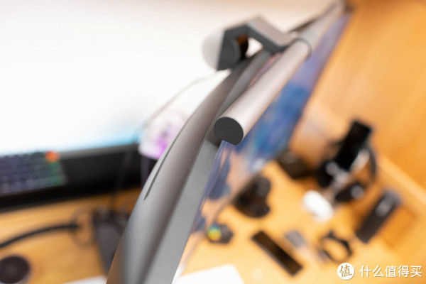 桌面空间|拒绝呆板，我也谈一谈，如何打造灵活多变又舒适安逸的桌面空间