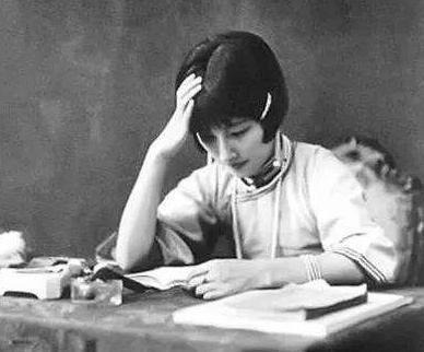 民国时代|同为才女、同跟徐志摩有牵扯,为何林徽因的路人缘比陆小曼的好