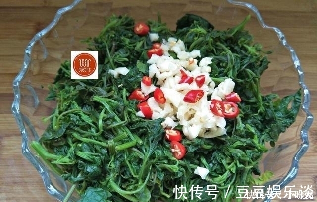 美味|田间地头很常见的野菜，城里餐桌上难得一见美味，小伙伴们记得吗
