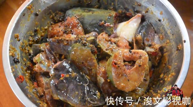 砂锅鲶鱼最好吃的做法,简单美味又下饭,看看你喜欢吃不