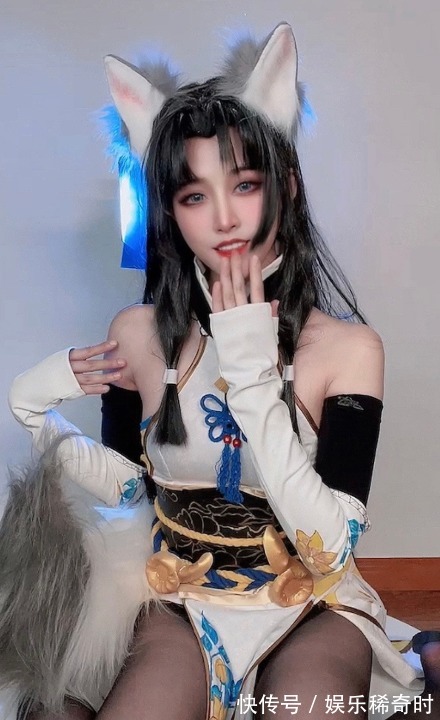 coser|上海CJ“最显瘦”黑丝胡桃Coser,这就是牧冬最喜欢的胡桃吗?