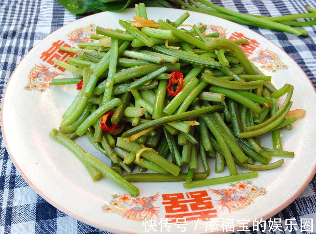 大蒜|此菜是“碱性蔬菜”，吃啥都不如多吃点此菜，很多人都扔掉了