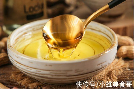 不管调什么肉馅，牢记“4放2不放”，肉馅鲜嫩多汁，越吃越解馋