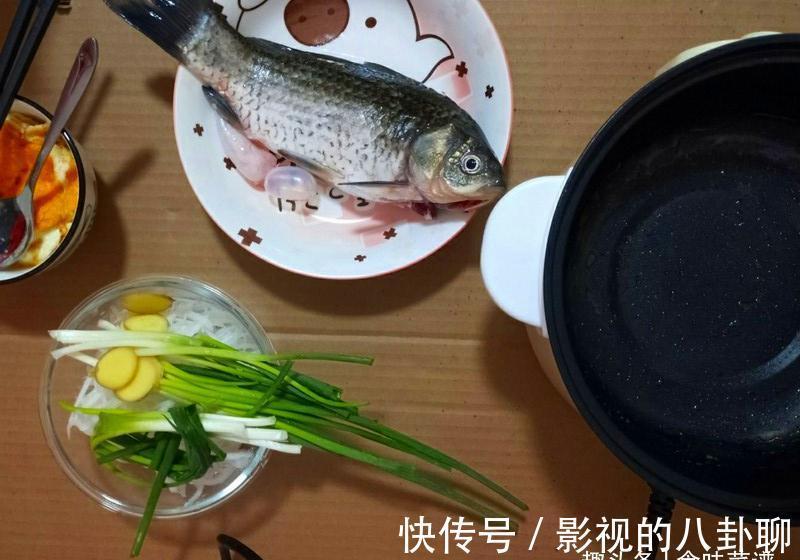 秋冬季节养生,建议多吃白萝卜,教你一个新做法,健康安稳过秋冬