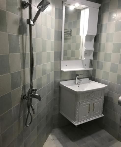 我的最爱|实际面积42平,一房改两房卧室很迷你,完工不到6万