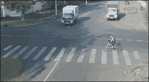 |幽默笑话:昨晚在饭馆吃面,正好碰到食堂大叔就把钱一起付了