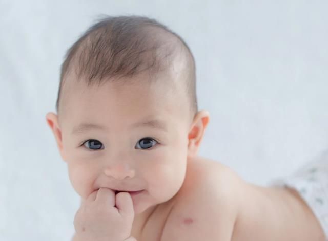 配方奶粉|一岁以内的宝宝,不能做的10件事,很多宝妈不知道!