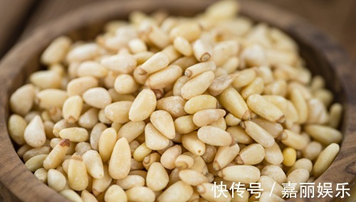 健康|经常吃瓜子,对健康是好还是坏营养专家今天告诉你答案,了解下