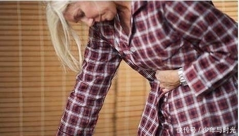 香菇|如果舌头的颜色有这种变化,那可能是肝硬化的早期“信号”