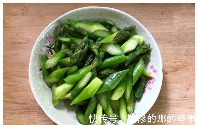 身体|遇上这菜我从不手软，再贵也会买，营养低脂，孩子长身体要多吃