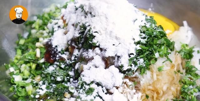 萝卜|萝卜丸子，最忌直接加面粉，教你2个小秘诀，丸子外酥里嫩不回软