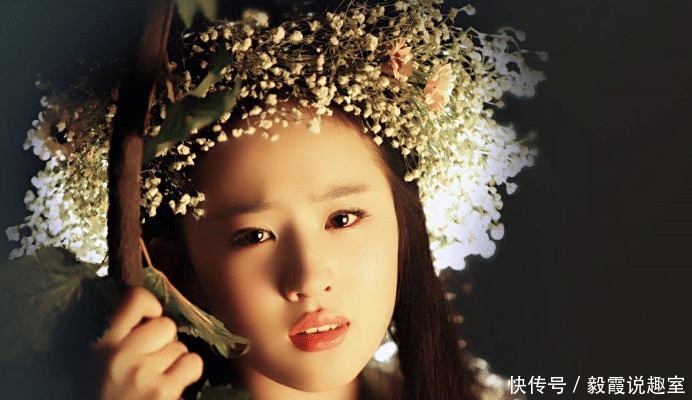 金庸|小龙女到底姓啥名啥?金庸:真名太土了,被读者嫌弃俗气