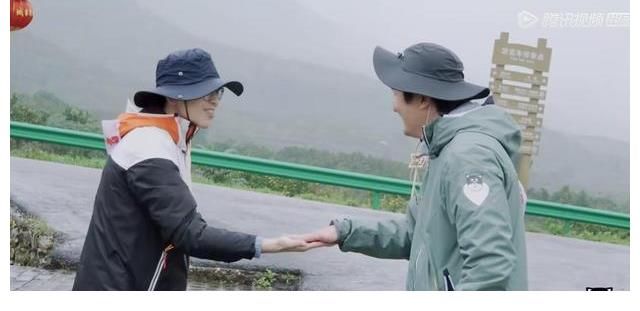 邓超郭京飞吐槽无聊,陈赫秒破游戏bug,《五哈》要高开低走?