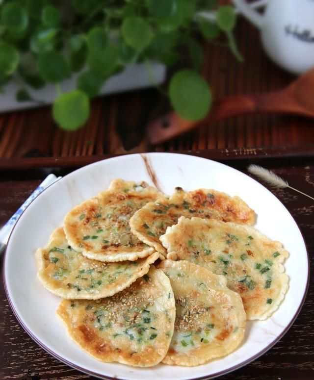 儿子迷上这早餐,做法简便快速,脆糯咸香,天天让我给他做