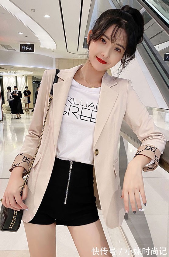 鱼尾裙|日常穿搭:休闲西装的雅、酷、甜,让它在今夏十分流行