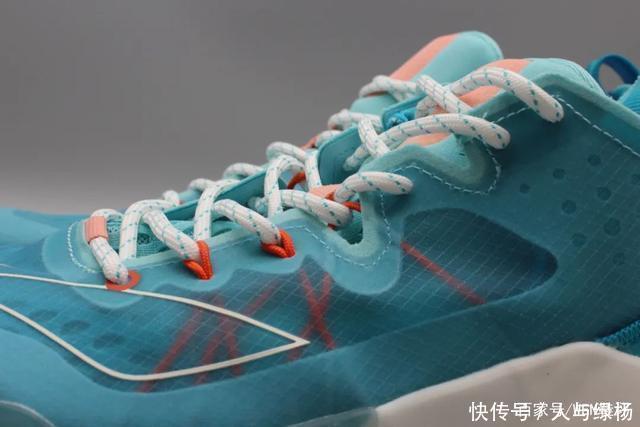 球鞋|换汤不换药还是大有改进这双300块的国产球鞋你会喜欢吗