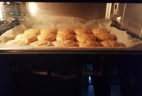 酥脆|孩子爱吃的零食，酥脆曲奇饼干，不需要什么技术，简单一拌就好！