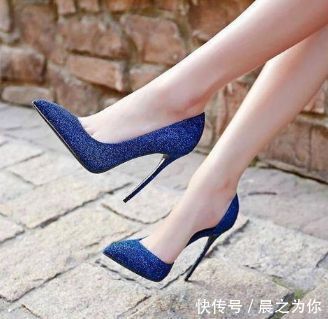 美好时光 尖头细跟是一种有着魅力的鞋,穿着舒适优雅的高跟鞋才是正确选择