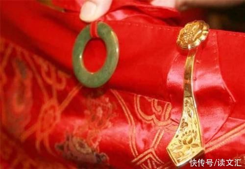  缝制|释永信的袈裟极致奢华:用金线缝制，配钩用18K金，全国仅此一件