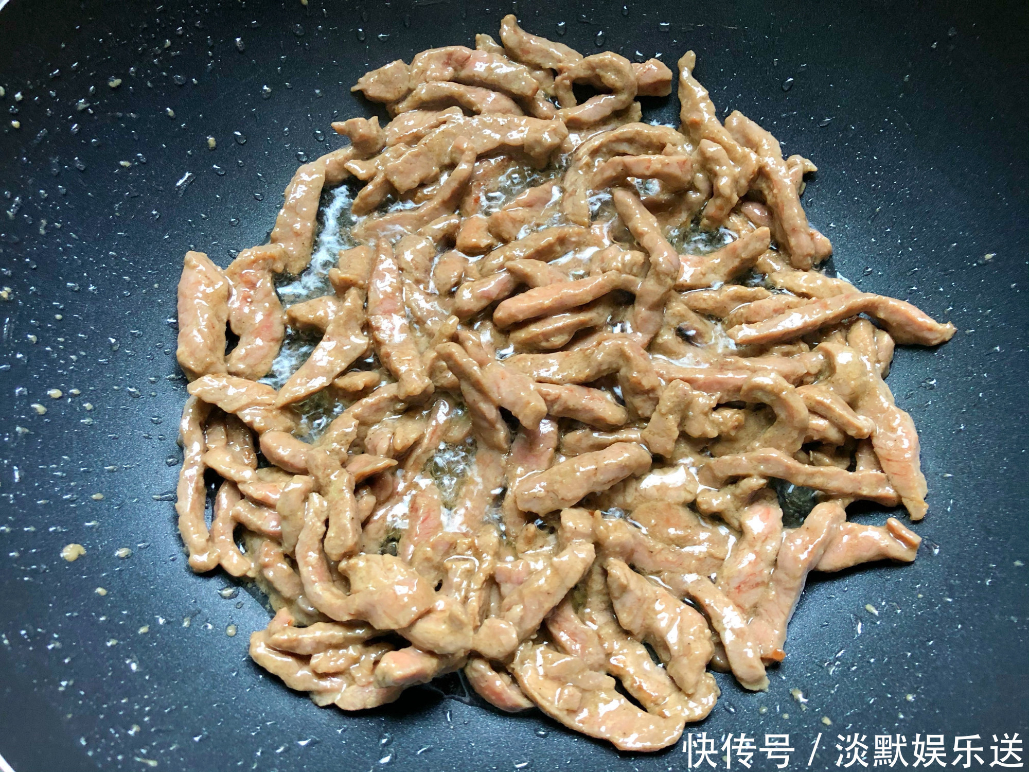 绝配|牛肉和它是绝配,简单一炒,营养又美味,全家都喜欢