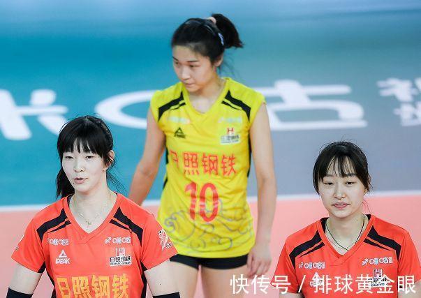 国青女排|25岁国手副攻宣布退役!伤病让其无奈英年早退,是球队的拦网核心