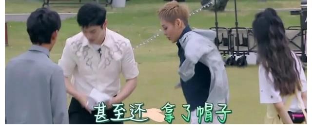 宁静|《中餐厅》黄晓明突然好说话了，被宁静“收拾”也不正面刚了