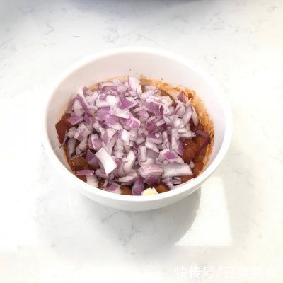 餐厅必点的奥尔良鸡肉饼，在家也能做