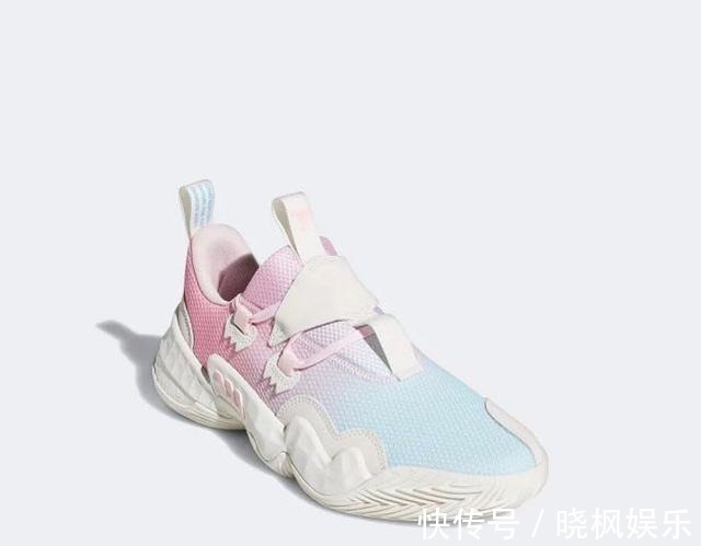 国产品牌 阿迪签名鞋首发“棉花糖”配色,耐克阿迪也开始抄袭国产品牌了!