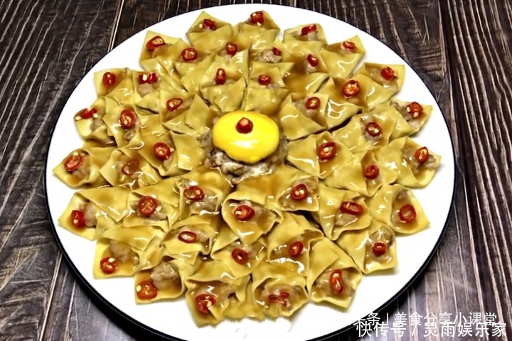 好吃|过年了,教你豆腐皮最好吃的做法,先卷后蒸,待客家宴倍有面子