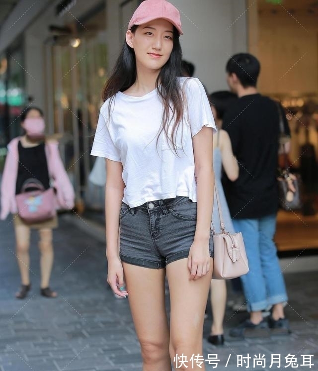 色系|打底裤让你美爆街头,女性高级魅力尽放,打造曼妙动人身形